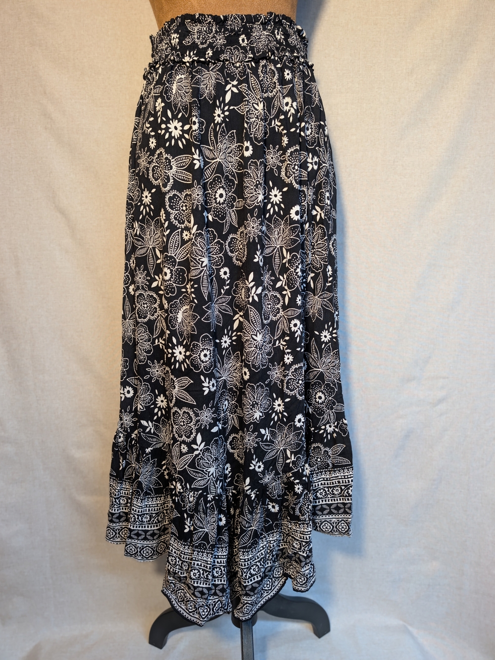 Angie Black and White Floral Midi Skirt